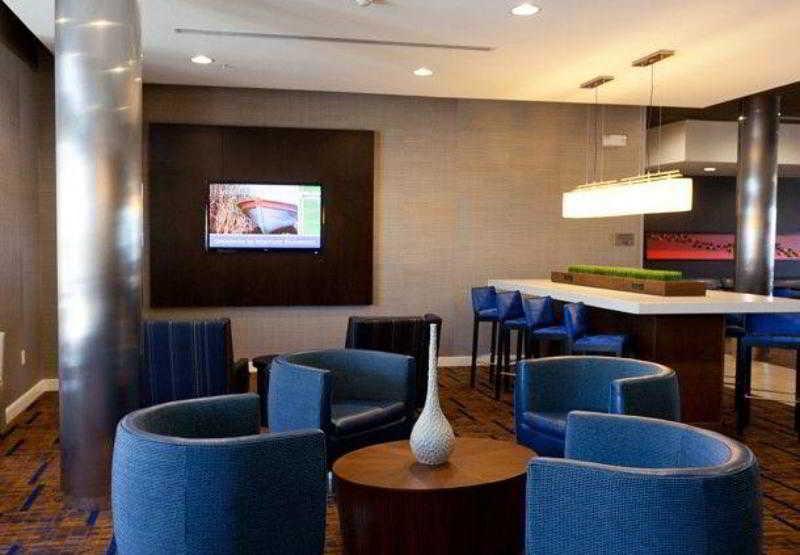 Courtyard By Marriott Island Hotel 3*